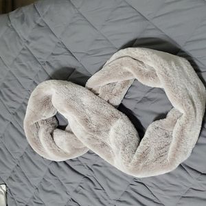 Fuzzy infinity scarf